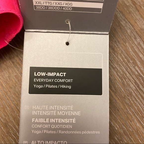 UNDER ARMOUR Asymmetric Low-Impact Sports Bra - Picture 12 of 13